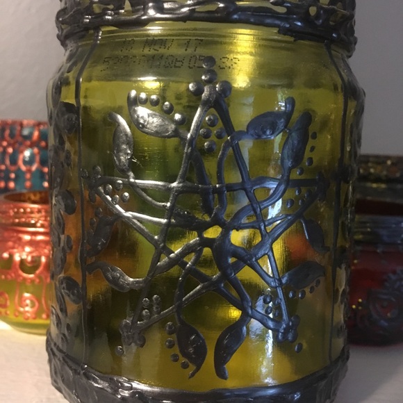 Meet your Posher, Kat - Picture 3 of 8